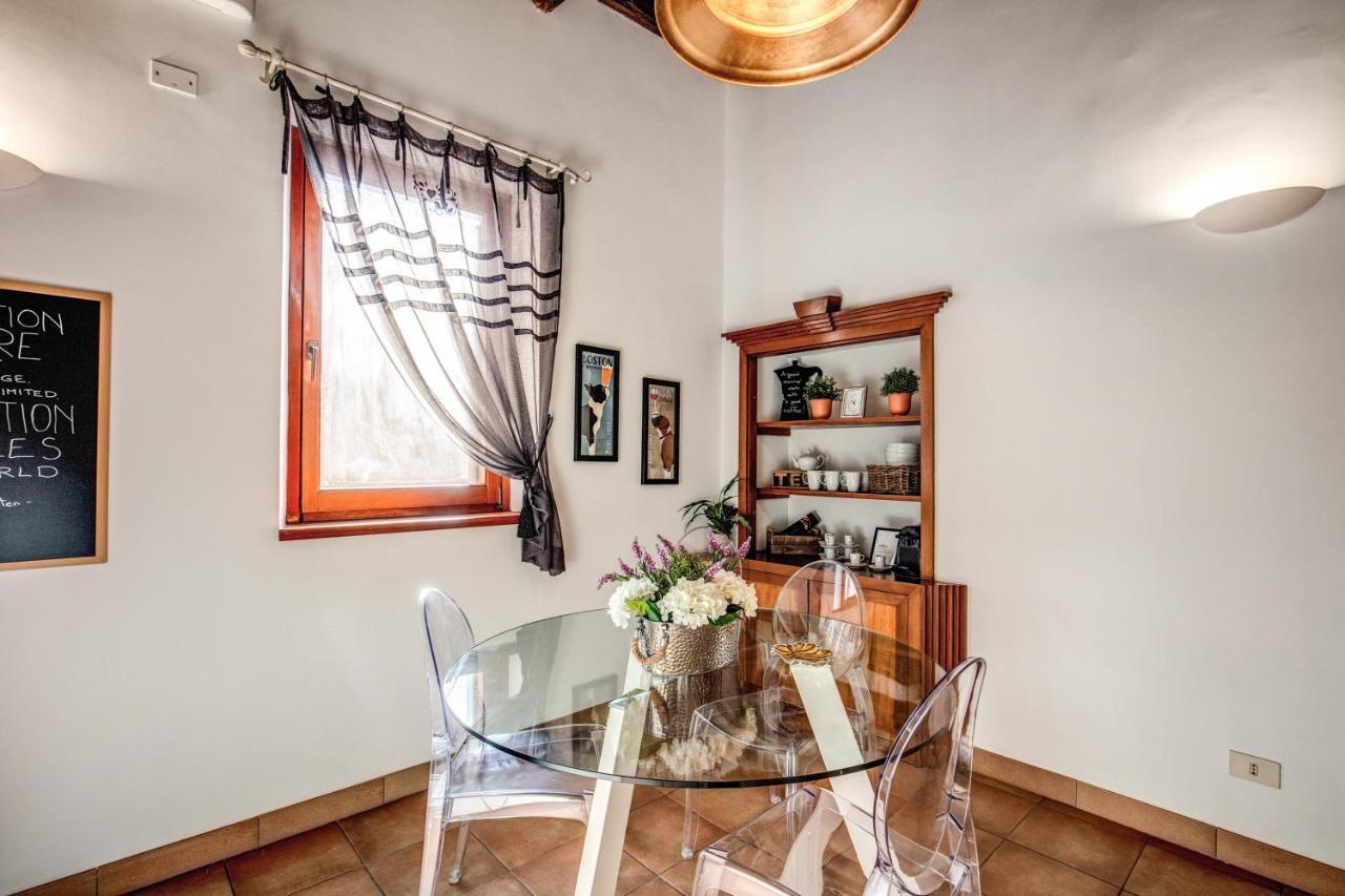 Colosseo Miracle Suite Rome Bagian luar foto