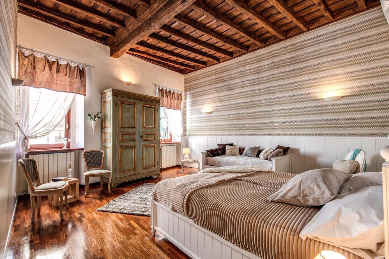 Colosseo Miracle Suite Rome Bagian luar foto