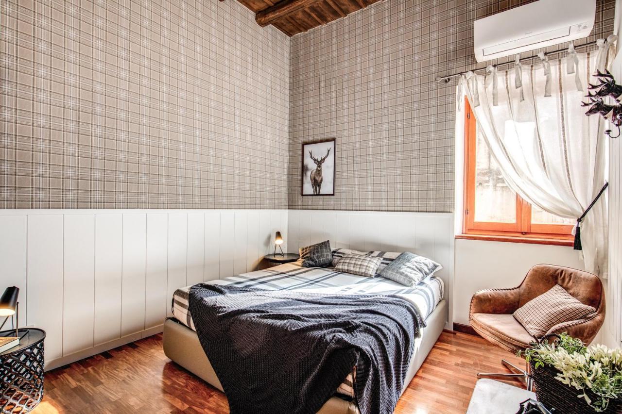 Colosseo Miracle Suite Rome Bagian luar foto