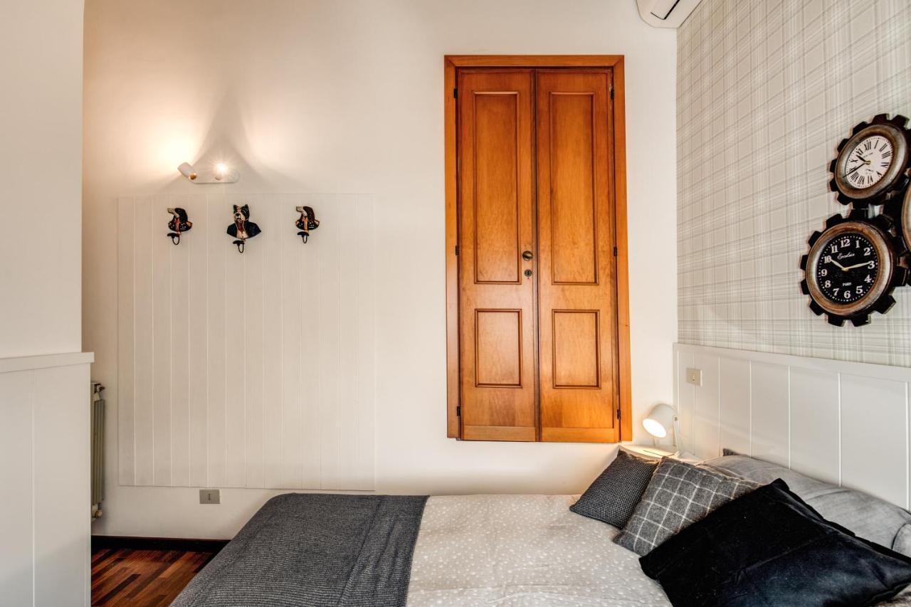 Colosseo Miracle Suite Rome Bagian luar foto